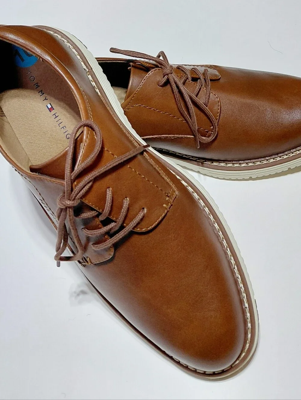 TOMMY HILFIGER  Men’s Brown Hiday Oxford Shoe Size 10